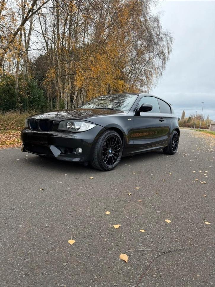 BMW 116i 5700€, Auto's, BMW, Particulier, 1 Reeks, ABS, Airbags, Airconditioning, Android Auto, Apple Carplay, Bluetooth, Boordcomputer