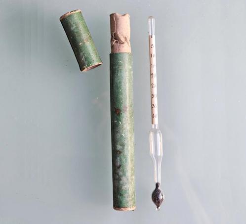 OUDE DICHTHEIDSMETER MET LOODBALLEN STROOPSCHAAL/PESE-SIROP, Verzamelen, Wijnen, Gebruikt, Ophalen of Verzenden