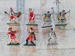 Oud speelgoed : plastieke figuren : soldaten / ridders / ...