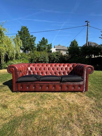 Vintage Chesterfield Leren Zetel  beschikbaar voor biedingen