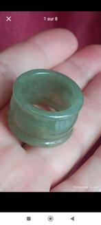 Bague en jade naturel de Thaïlande, Bijoux, Sacs & Beauté, Bagues, Neuf, Enlèvement ou Envoi, Femme ou Homme, Vert
