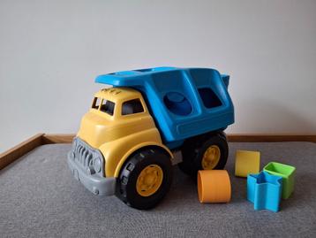 Vormenstoof vuilniswagen Green Toys beschikbaar voor biedingen