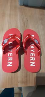 Teenslippers FC bayern München, Sports & Fitness, Comme neuf, Enlèvement ou Envoi, Chaussures