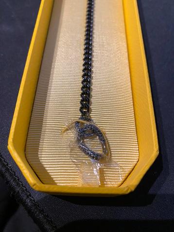 Swarovski ketting  beschikbaar voor biedingen