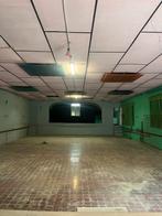 Ruime loods / opslagruimte / garage TE HUUR, Immo, Garages en Parkeerplaatsen
