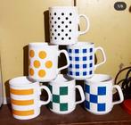 Tasse à thé vintage fabriquée en Angleterre, Maison & Meubles, Cuisine | Vaisselle, Enlèvement ou Envoi