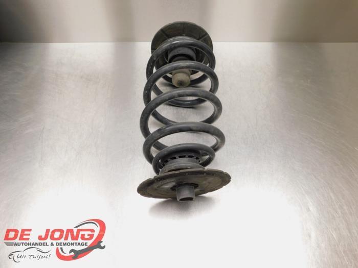 Schroefveer achter van een Mercedes Vito, Auto-onderdelen, Ophanging en Onderstel, Mercedes-Benz, Gebruikt, 3 maanden garantie