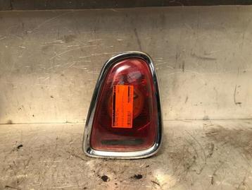 Achterlicht rechts van een Mini Cooper beschikbaar voor biedingen