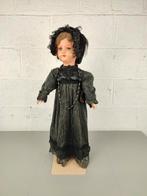 Papier-maché pop met Victoriaanse kledij, ., Ophalen of Verzenden, ., Pop