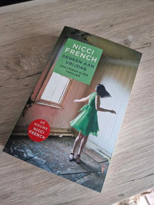 Nicci French - Denken aan vrijdag, Boeken, Thrillers, Zo goed als nieuw, Ophalen of Verzenden