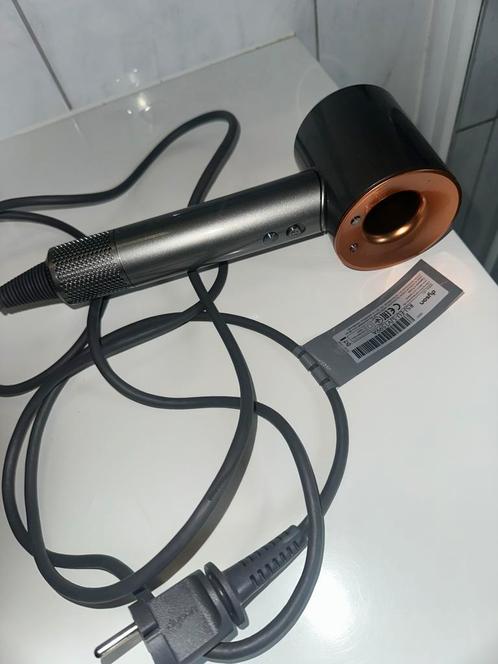 Dyson Supersonic Haardroger – Zo goed als nieuw, Handtassen en Accessoires, Uiterlijk | Haarverzorging, Zo goed als nieuw, Haardroger