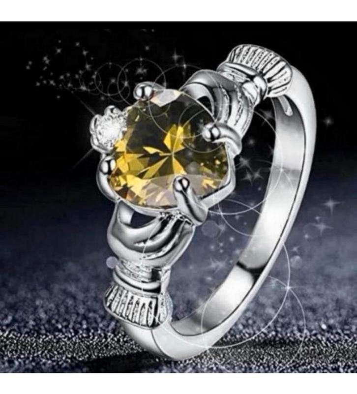 Bague en argent doré Femme Femme 18 + pierre, Bijoux, Sacs & Beauté, Bagues, Neuf, Femme, 18 à 19, Argent, Enlèvement ou Envoi