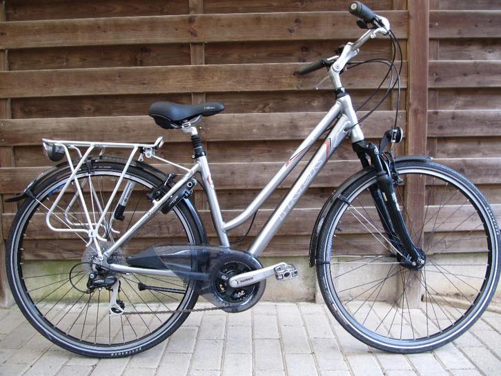 Damesfiets TREK in Tielt - Winge 3390, Fietsen en Brommers, Fietsen | Dames | Damesfietsen, Zo goed als nieuw, Versnellingen, Ophalen