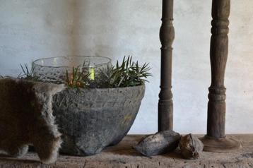 Oude authentieke leemmand XXL beschikbaar voor biedingen