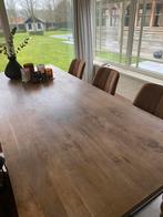 Eettafel in eik, Enlèvement, Utilisé