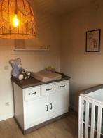 Babybed en commode incl. wandplank en matras, Ophalen, Zo goed als nieuw, Overige typen