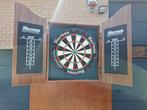 Darts bord op houten constructie op wielen, Ophalen, Zo goed als nieuw