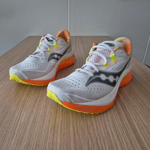 Saucony Endorphin Speed 4 Taille 44,5, Sport en Fitness, Loopsport en Atletiek, Zo goed als nieuw, Saucony, Ophalen