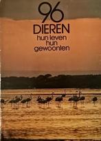 De Beukelaer Album – 96 Dieren hun leven hun gewoonten, Boeken, Prentenboeken en Plaatjesalbums, Ophalen of Verzenden, Zo goed als nieuw