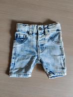 Korte broek 68, Kinderen en Baby's, Babykleding | Maat 68, Gebruikt, Ophalen of Verzenden, Jongetje, Zeeman