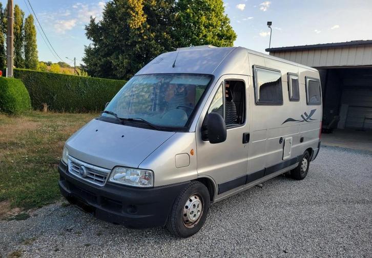 Fiat Ducato Knaus, Auto's, Fiat, Particulier, Ducato, Diesel, Euro 3, 4 deurs, Handgeschakeld, Zilver of Grijs, Grijs, Leder, Vierwielaandrijving