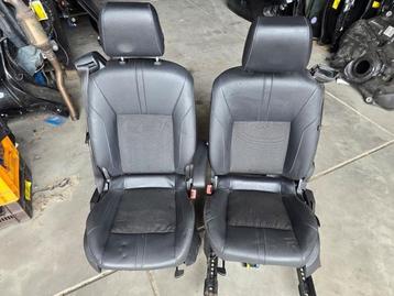 Bekleding Set (compleet) van een Ford B-Max beschikbaar voor biedingen