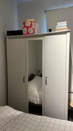 SlaapkameIKEA kast + bed met frame echt hout 160+matras IKEA, Ophalen, Gebruikt