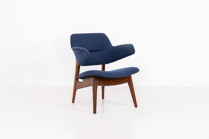 Vintage “Pinguin” fauteuil van Louis van Teeffelen voor Wébé, Huis en Inrichting, Stoelen, Zo goed als nieuw, Ophalen