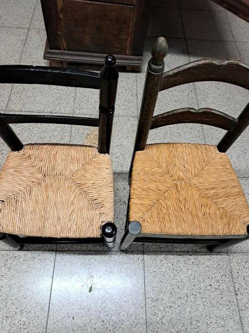 kinderstoeltjes, Huis en Inrichting, Stoelen, Gebruikt, Twee, Hout, Riet of Rotan, Zwart, Ophalen