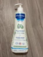 Mustela zachte wasgel lichaam & haar  500ML, Kinderen en Baby's, Badjes en Verzorging, Ophalen, Zo goed als nieuw