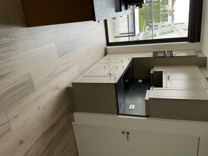 Keuken, Huis en Inrichting, Keuken | Complete keukens, Zo goed als nieuw, Overige typen, Overige kleuren, Graniet of Steen, Ophalen