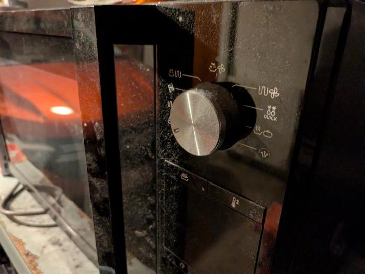 Micro ondes combiné Samsung tb état, Elektronische apparatuur, Microgolfovens, Zo goed als nieuw, Tussenbouw, Combi-microgolfoven