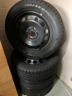 Pirelli winterbanden op stalen velg, Auto-onderdelen, Ophalen, Gebruikt, 16 inch, Banden en Velgen