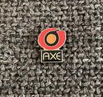 PIN - AXE - DEO - DEODORANT, Verzamelen, Verzenden, Gebruikt, Merk, Speldje of Pin