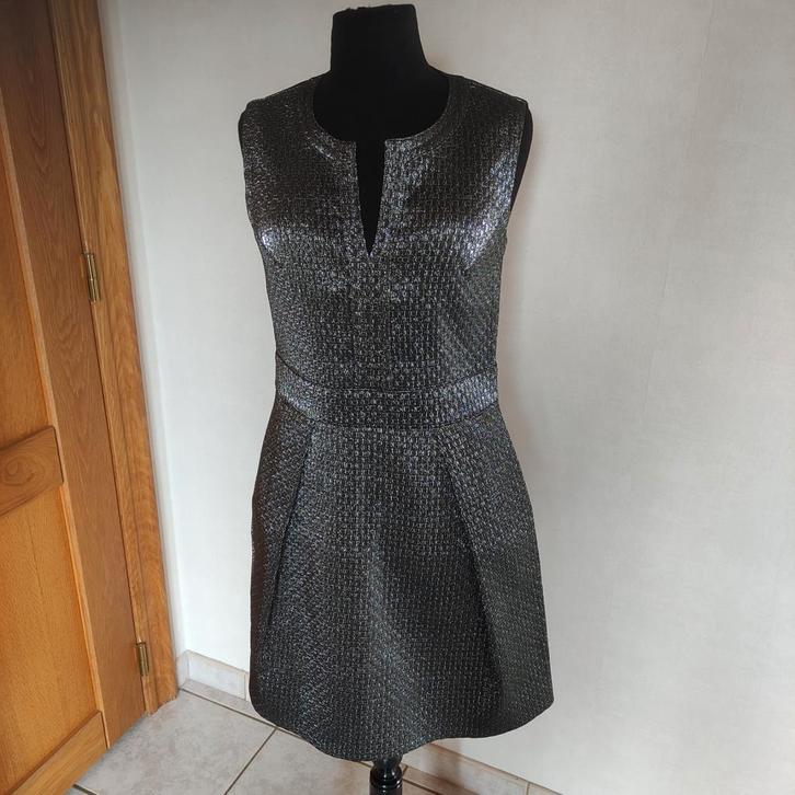 Jurk maat 40 - Atos Lombardini., Kleding | Dames, Jurken, Zo goed als nieuw, Maat 38/40 (M), Grijs, Knielengte, Ophalen