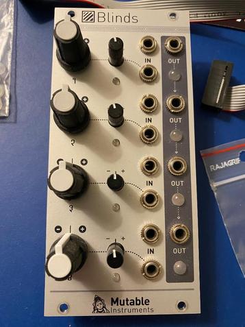Mutable Instruments Blinds, Quad VC Polarizer (Eurorack) beschikbaar voor biedingen