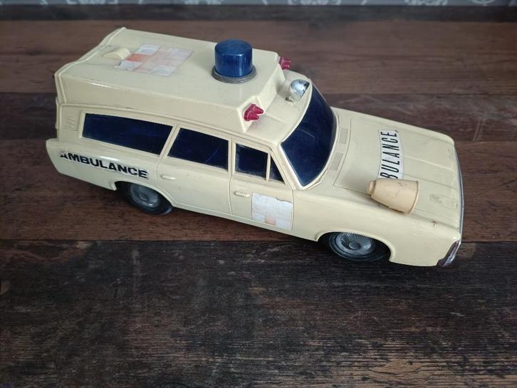 Ambulance/ Battery / USA CAR/ Japan /70's, Antiek en Kunst, Antiek | Speelgoed, Verzenden