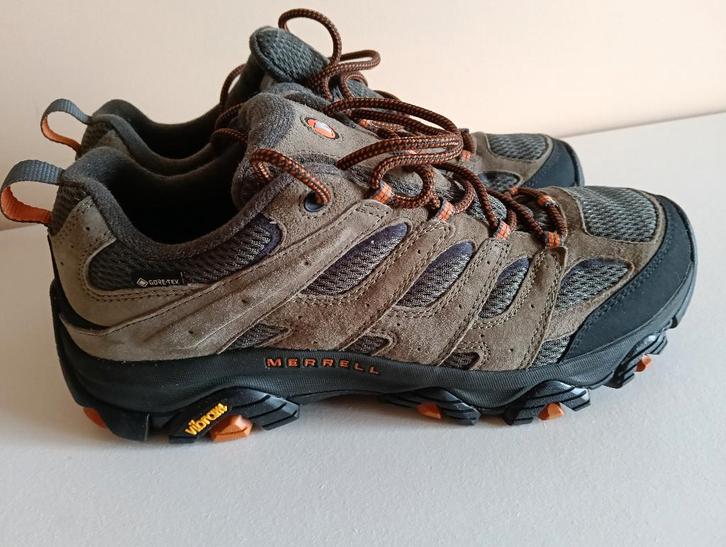 Wandelschoenen Merrell Moab 3 low (45) (te 8430 Middelkerke), Sports & Fitness, Alpinisme & Randonnée, Comme neuf, Chaussures