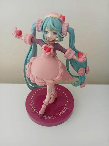 Strawberry miku anime figurine, Enlèvement ou Envoi