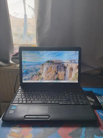 LAPTOP TOCHIBA C660-15.6INCH CAM WIFI WINDOWS 11-OFFICE