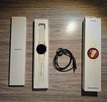 (PRIJS BESPREEKBAAR) Galaxy Watch7, 40mm, 32GB, Garantie beschikbaar voor biedingen