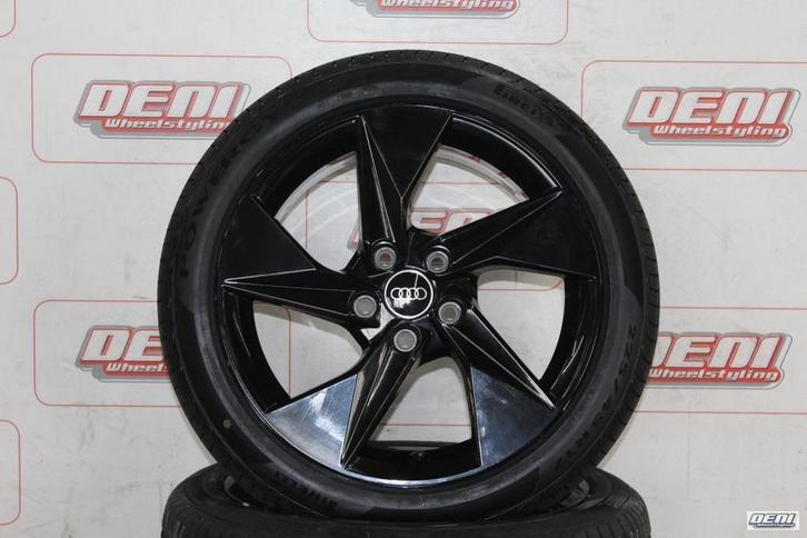 17" Audi A3 originele velgenset black edition 8Y0601025A, Auto-onderdelen, Banden en Velgen, Banden en Velgen, Zomerbanden, 17 inch
