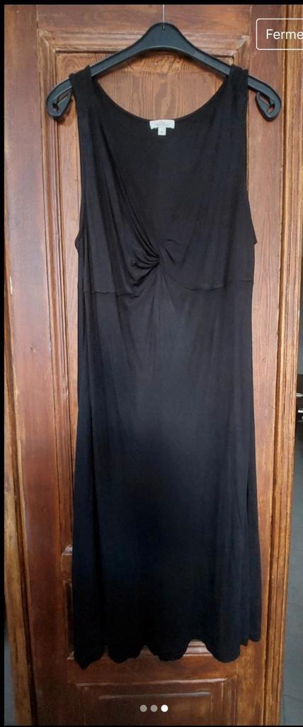 Longue robe noire S.Oliver taille 46 très bon état, Vêtements | Femmes, Robes, Porté, Taille 46/48 (XL) ou plus grande, Noir, Sous le genou