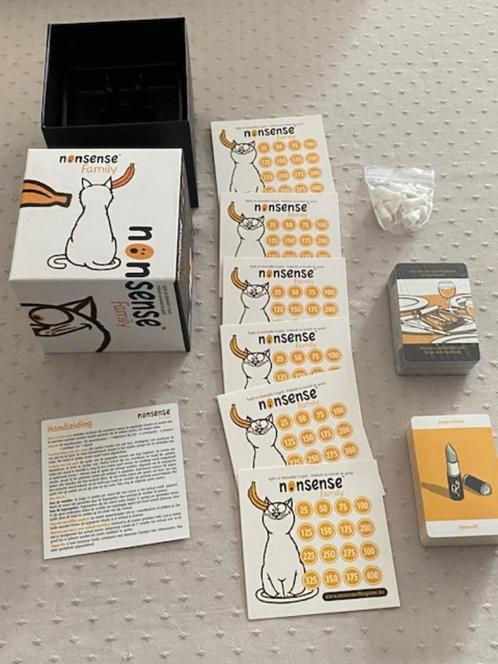 Gezelschapsspel NONSENSE FAMILY, Hobby en Vrije tijd, Gezelschapsspellen | Kaartspellen, Nieuw, Ophalen of Verzenden