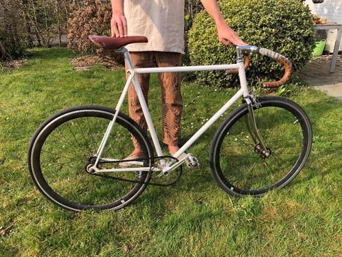 Fixie (fixed gear fiets), Fietsen en Brommers, Fietsen | Heren | Sportfietsen en Toerfietsen, Gebruikt, Overige merken, Minder dan 10 versnellingen