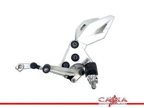 SCHETSPLAAT LINKS VOOR Suzuki GSR 750 2011-2016 (GSR 750), Motoren, Onderdelen | Suzuki, Gebruikt