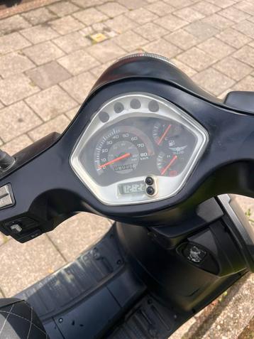 Scooter a klasse beschikbaar voor biedingen