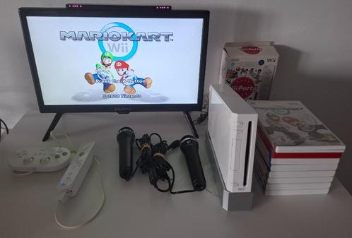Mooie Wii + 9 games (Mario, etc), Controllers, Pad & Micro's, Games en Spelcomputers, Spelcomputers | Nintendo Wii, Zo goed als nieuw