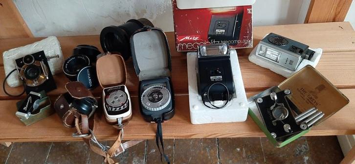 2 flitsers-2 belichtingsmeters- 2 lenzen- 1 reprox 12., Audio, Tv en Foto, Fotocamera's Analoog, Gebruikt, Ophalen of Verzenden