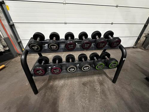 Vaste Rubberen Dumbells 12 t/m 22kg + Opbergrek Technogym, Sport en Fitness, Fitnessmaterialen, Gebruikt, Dumbbell, Ophalen